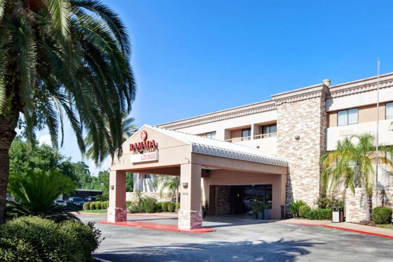Ramada By Wyndham Houston Intercontinental Airport South Hotel Exterior photo