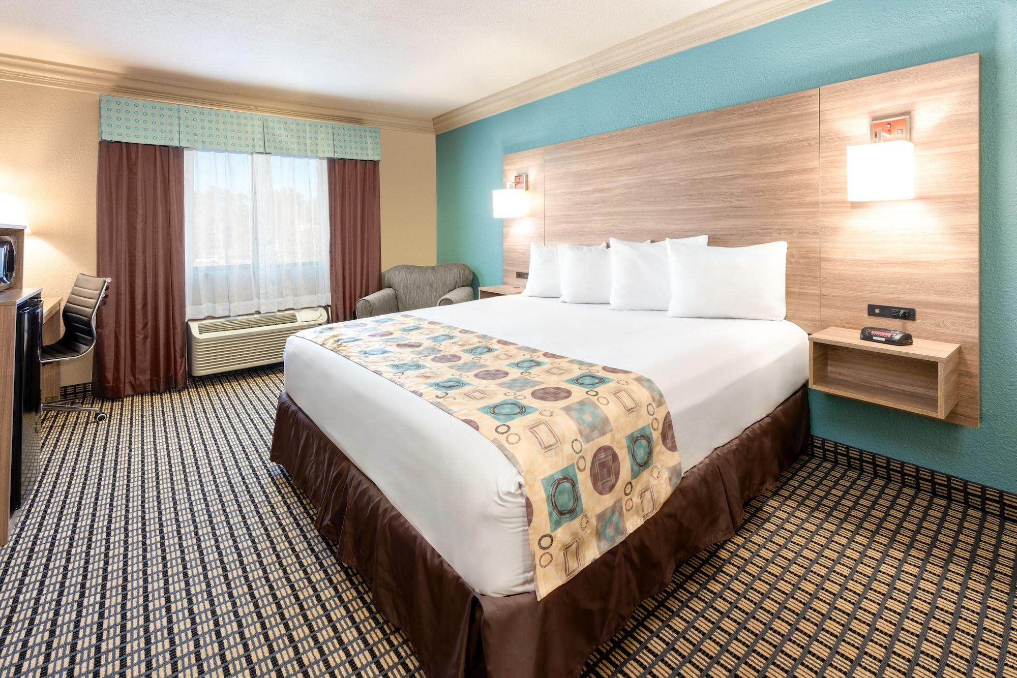 Ramada By Wyndham Houston Intercontinental Airport South Hotel Exterior photo